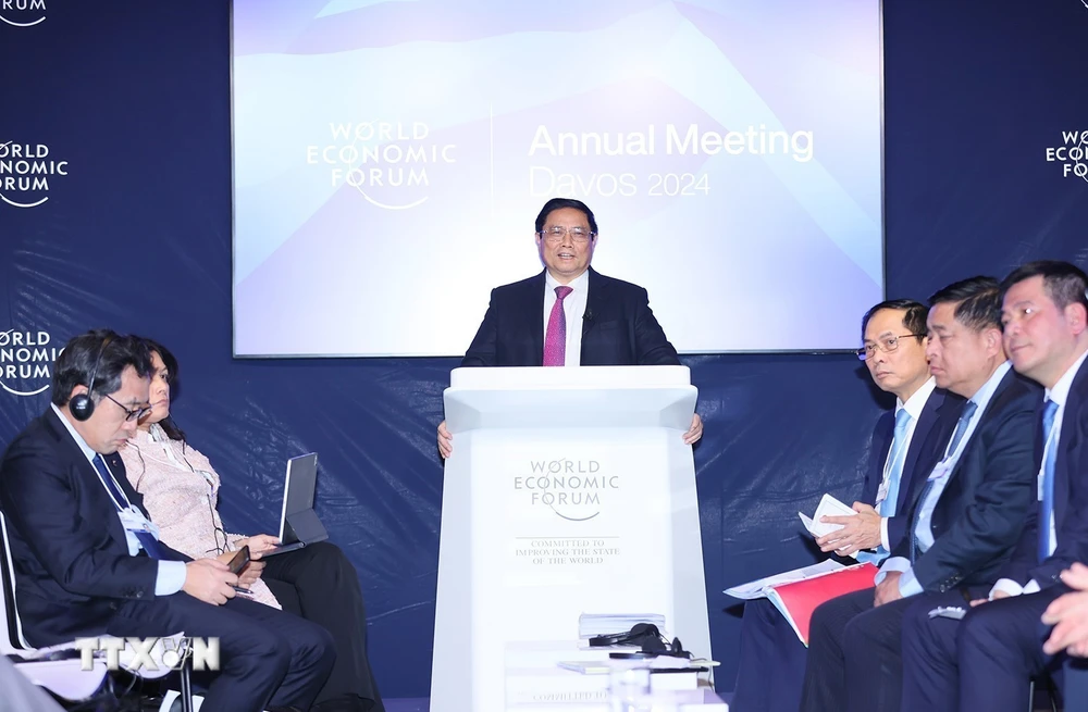 Thủ tướng Phạm Minh Chính phát biểu tại Phiên Đối thoại chiến lược quốc gia Việt Nam-WEF. (Ảnh: Dương Giang/TTXVN)