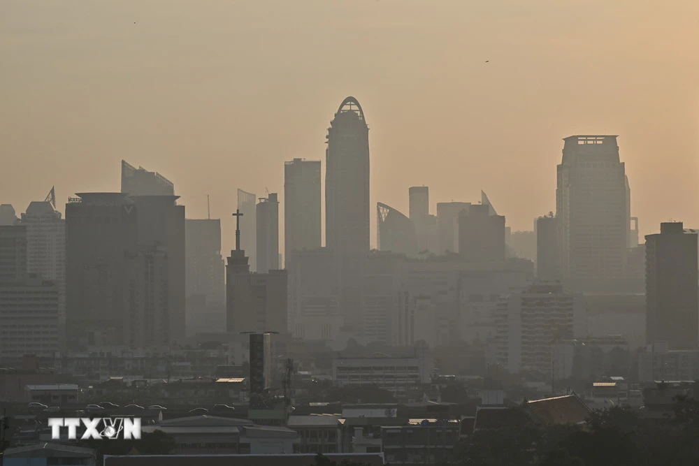 Ô nhiễm không khí tại Bangkok, Thái Lan, ngày 15/12/2023. (Ảnh: AFP/TTXVN)