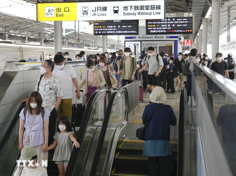 Nhà ga tàu cao tốc shinkansen ở Osaka, Nhật Bản, ngày 14/8/2022. (Ảnh: Kyodo/TTXVN)