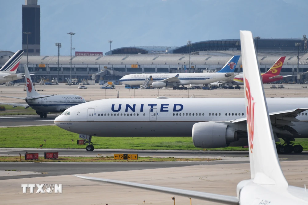 Máy bay của hãng hàng không United Airlines. (Ảnh: AFP/TTXVN)