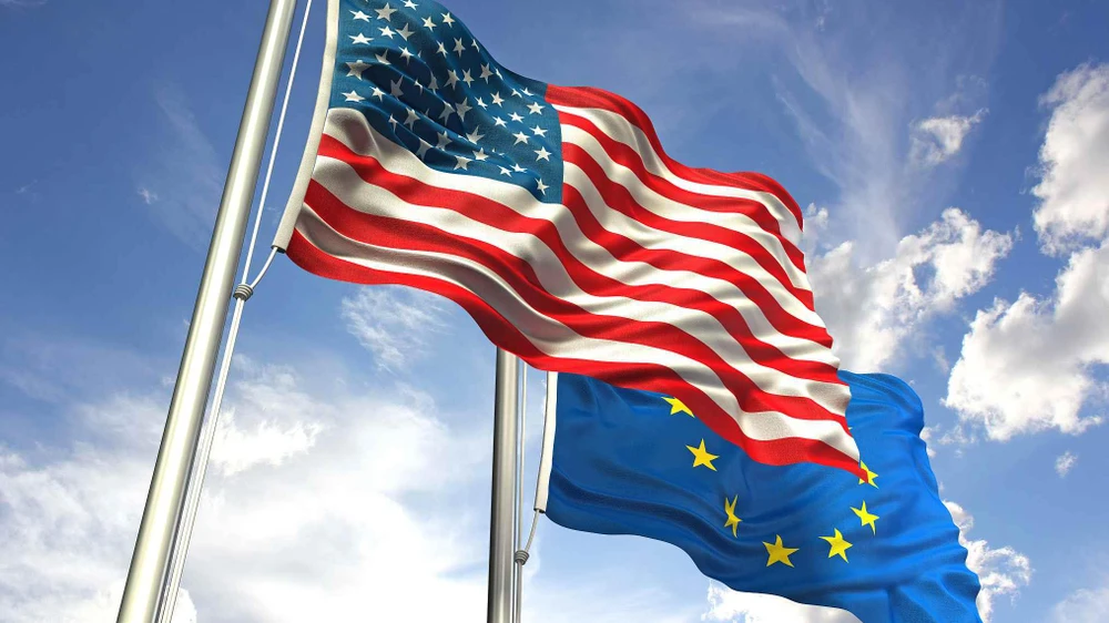 Liên minh châu Âu phản hồi chỉ trích của Mỹ về các cải cách quân sự 