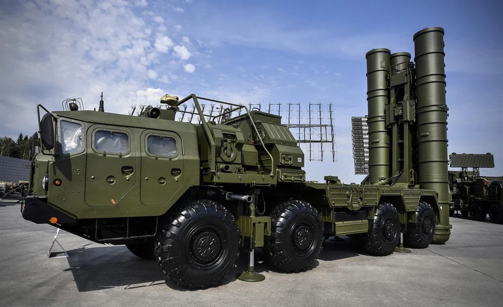 Hệ thống S-400 của Nga được trưng bày tại Kubinka, ngoại ô Moskva. (Ảnh: AFP/ TTXVN)