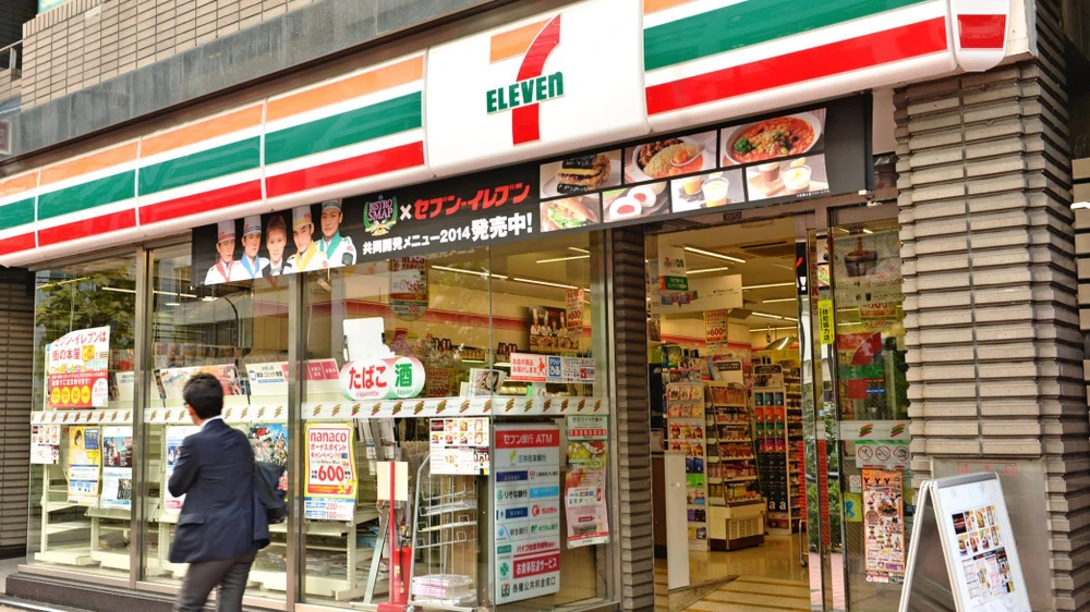 Seven-Eleven Nhật Bản giảm giờ mở cửa. (Nguồn: nikkei)