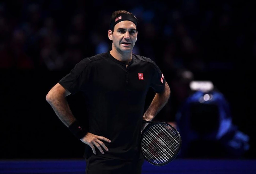 Federer chia tay ATP Finals 2019 sau khi để thua ở bán kết. (Nguồn: AP)
