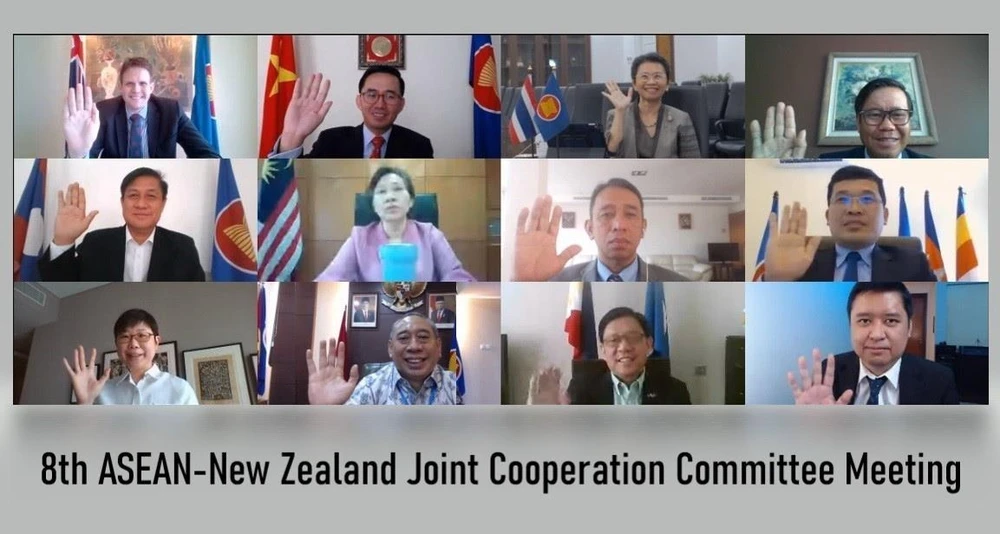Đại sứ các nước ASEAN, New Zealand và đại diện Ban thư ký ASEAN tham dự cuộc họp. (Ảnh: Phái đoàn Thường trực Việt Nam tại ASEAN)