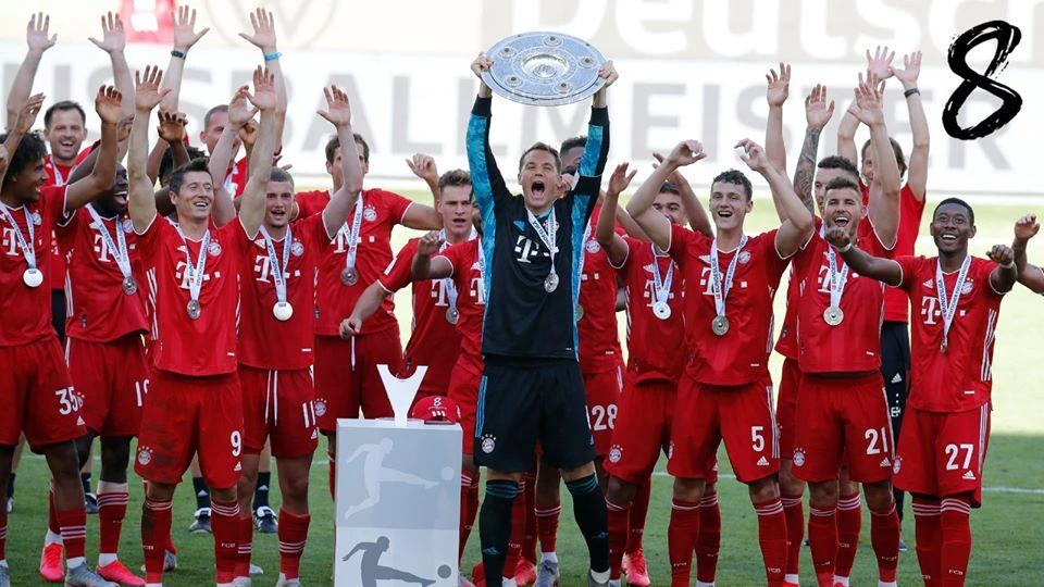 Bayern Munich nâng cao Đĩa bạc trong ngày Bundesliga hạ màn. (Nguồn: FcBayern)