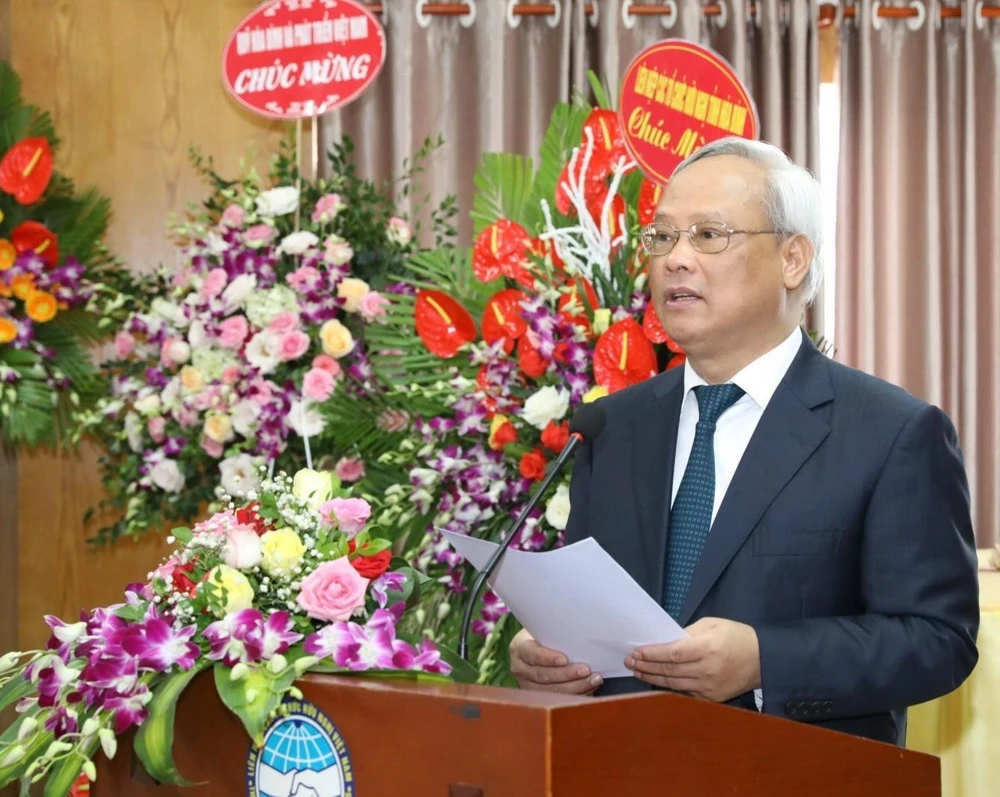 Phó Chủ tịch Quốc hội, Chủ tịch Ủy ban Hòa bình Việt Nam Uông Chu Lưu phát biểu khai mạc. (Ảnh: Văn Điệp/TTXVN)