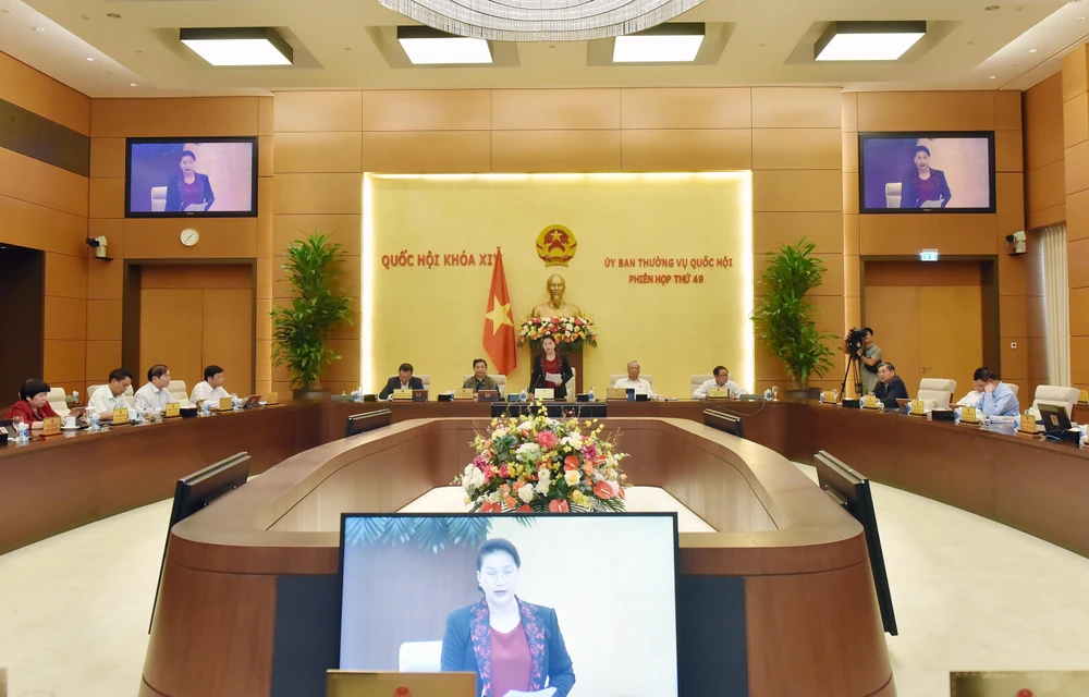 Chủ tịch Quốc hội Nguyễn Thị Kim Ngân phát biểu khai mạc phiên họp. (Ảnh: Dương Giang/TTXVN)