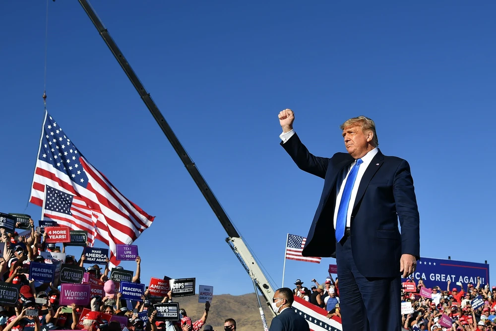 Tổng thống Mỹ Donald Trump tại cuộc vận động tranh cử ở thành phố Carson, bang Nevada. (Ảnh: AFP/TTXVN)