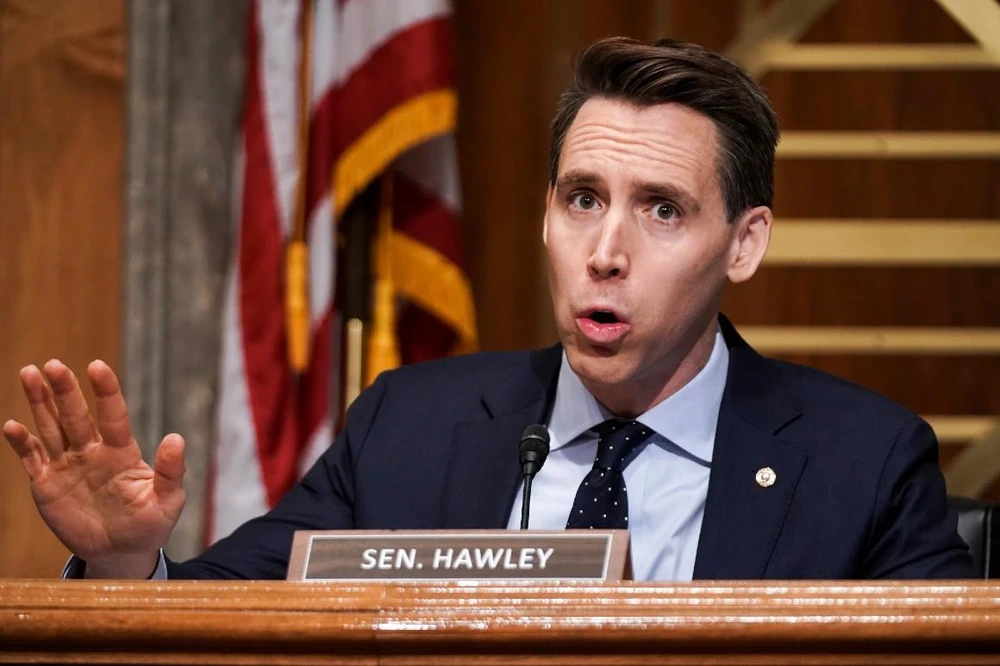 Thượng nghị sỹ đảng Cộng hòa Josh Hawley. (Nguồn: AP)