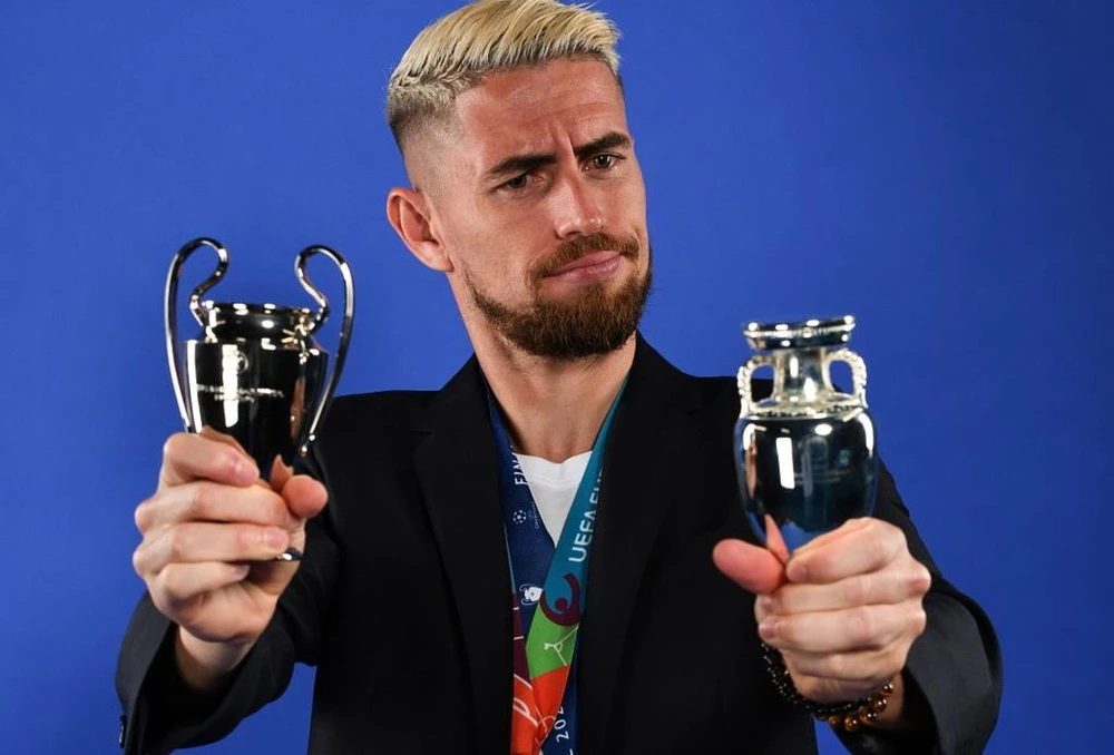 Jorginho giành danh hiệu Cầu thủ xuất sắc nhất châu Âu. (Nguồn: Getty Images)