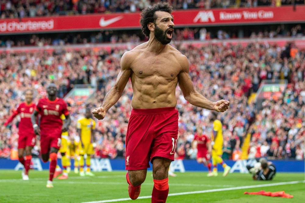 Salah tiếp tục ghi bàn giúp Liverpool lên ngôi đầu. (Nguồn: Getty Images)