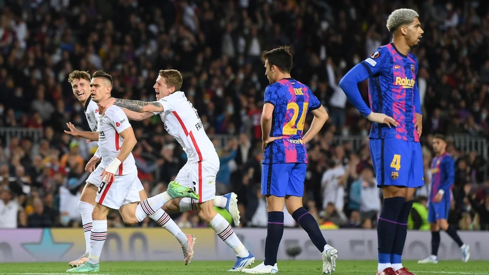 Barcelona bị loại ngay trên sân nhà Camp Nou. (Nguồn: Getty Images)