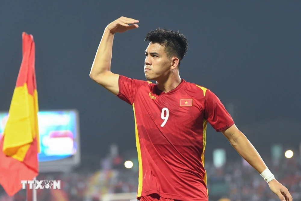 Tiến Linh ăn mừng bàn thắng mở tỷ số cho đội tuyển U23 Việt Nam. (Ảnh: Hoàng Linh/TTXVN)
