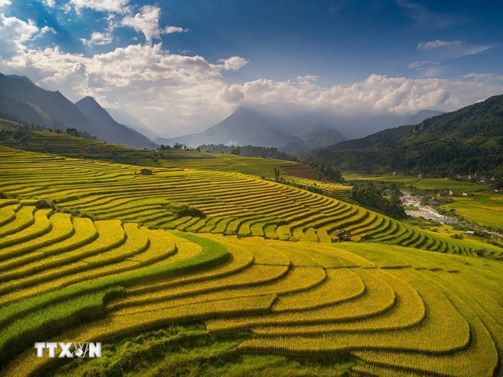 Khách du lịch tại Sapa. (Ảnh: Quốc Khánh/TTXVN)