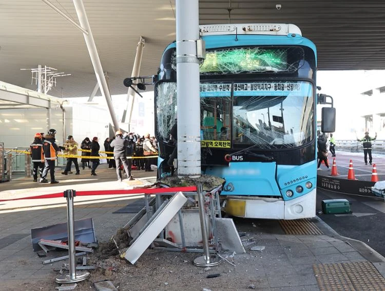 Hiện trường vụ tai nạn. (Nguồn: Yonhap)