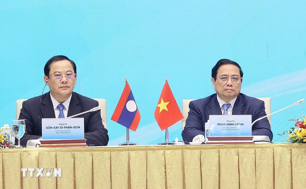 Thủ tướng: Hợp tác kinh tế, đầu tư giữa Việt Nam-Lào cần có đột phá- Ảnh 1.