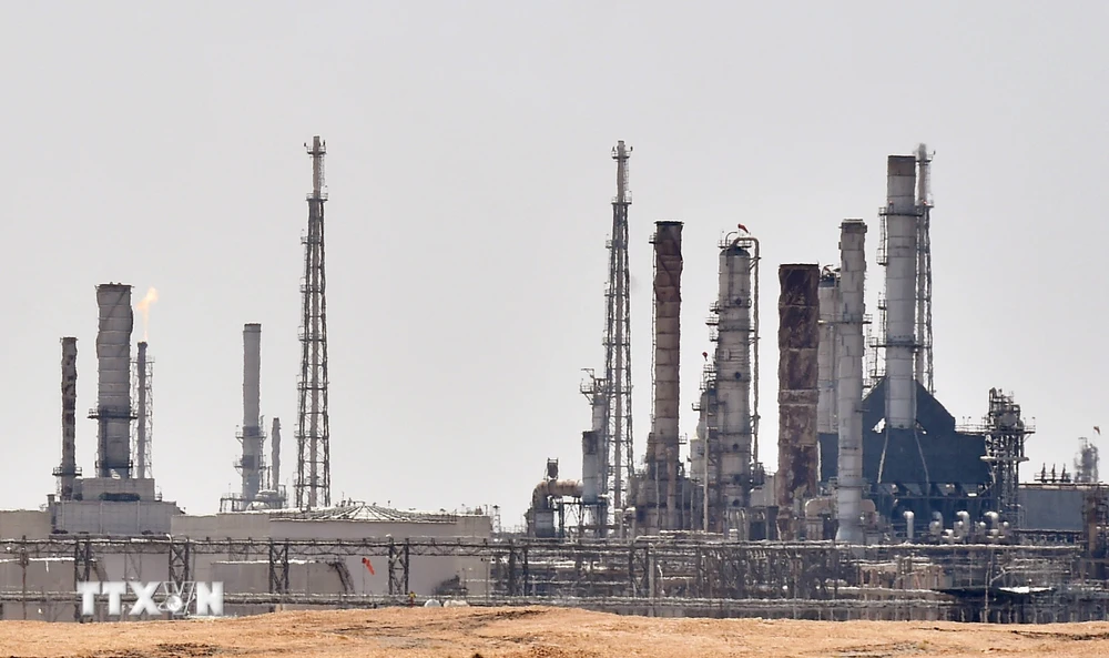 Một cơ sở lọc dầu tại khu vực al-Khurj, phía Nam thủ đô Riyadh của Saudi Arabia. (Ảnh: AFP/TTXVN)