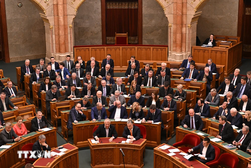 Toàn cảnh một phiên họp Quốc hội Hungary tại Budapest. (Ảnh: AFP/TTXVN)