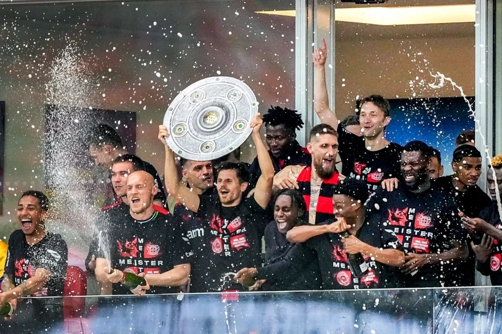 Leverkusen lần đầu tiên giành chức vô địch Bundesliga. (Nguồn: AP)