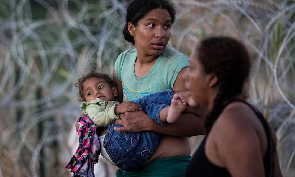 Một bức ảnh trong loạt tác phẩm nhiếp ảnh về dòng người nhập cư từ Colombia của AP. (Nguồn: AP)