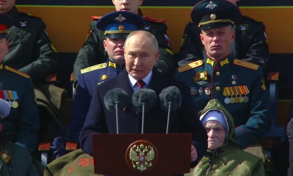 Tổng thống Liên bang Nga Vladimir Putin phát biểu tại buổi lễ kỷ niệm. (Nguồn: Reuters)