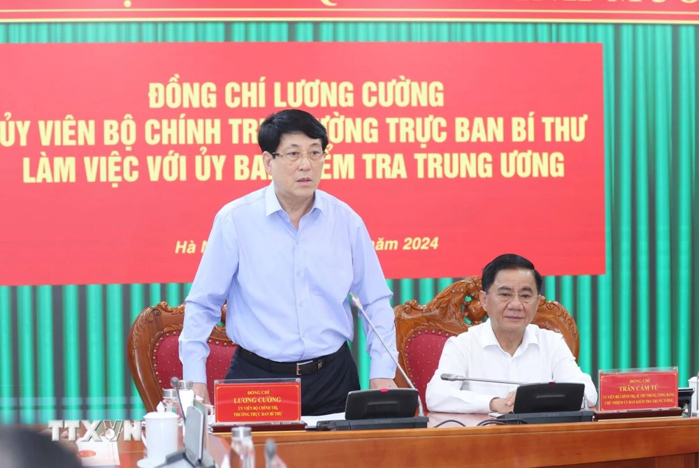 Ông Lương Cường, Ủy viên Bộ Chính trị, Thường trực Ban Bí thư phát biểu tại buổi làm việc. (Ảnh: Phương Hoa/TTXVN)