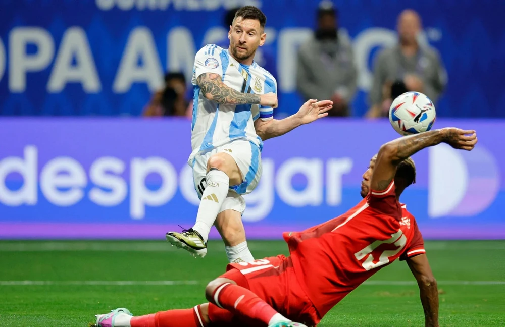 Lionel Messi lập nhiều kỷ lục trong ngày Copa America khởi tranh | Vietnam+  (VietnamPlus)