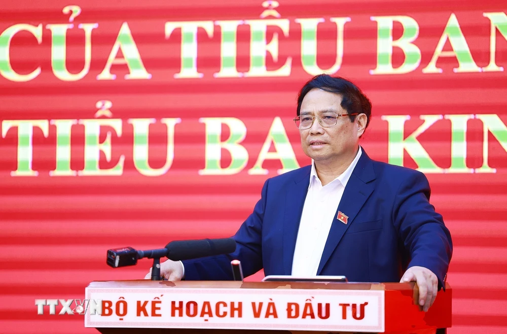 Thủ tướng Phạm Minh Chính, Trưởng Tiểu ban Kinh tế-Xã hội Đại hội XIV của Đảng phát biểu. (Ảnh: Dương Giang/TTXVN)