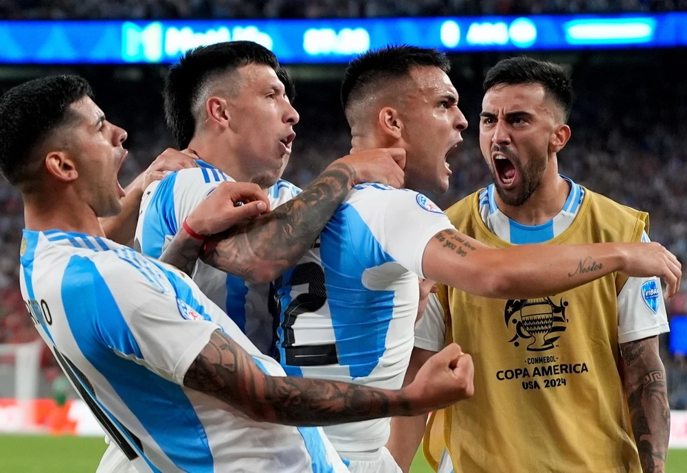 Đội tuyển Argentina sớm giành quyền vào tứ kết Copa America 2024. (Nguồn: AP)