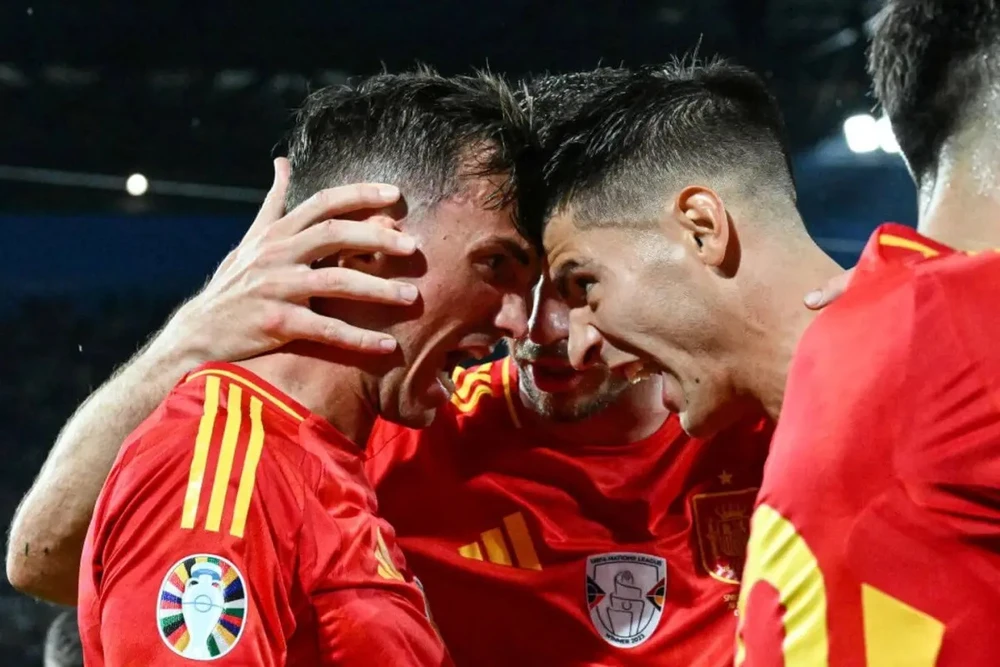 Xác định hai cặp tứ kết EURO 2024: Tây Ban Nha 'đại chiến' Đức- Ảnh 1.