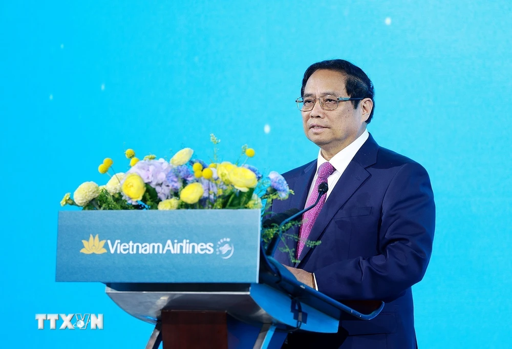Thủ tướng Phạm Minh Chính phát biểu tại Lễ kỷ niệm 30 năm Vietnam Airlines mở đường bay thẳng tới Hàn Quốc. (Ảnh: Dương Giang/TTXVN)