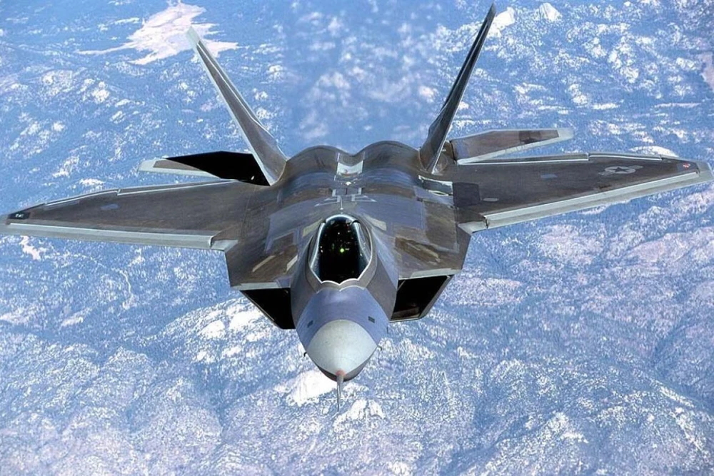 Máy bay tiêm kích tàng hình F-22. (Nguồn: latimes)