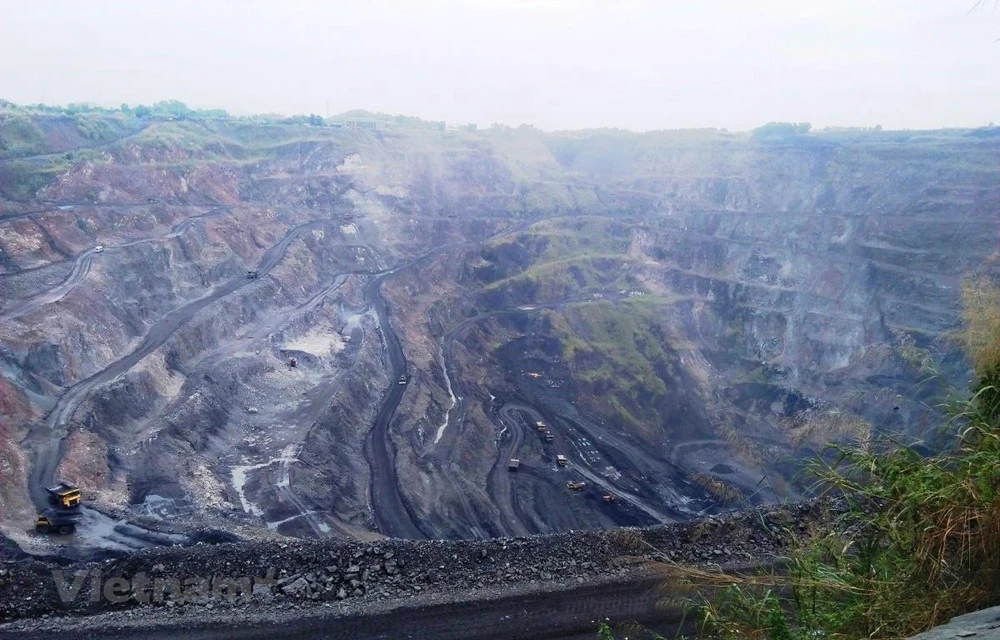 Một góc khu vực khai trường của Mỏ than Phấn Mễ. (Ảnh minh họa. Nguồn: HV/Vietnam+)