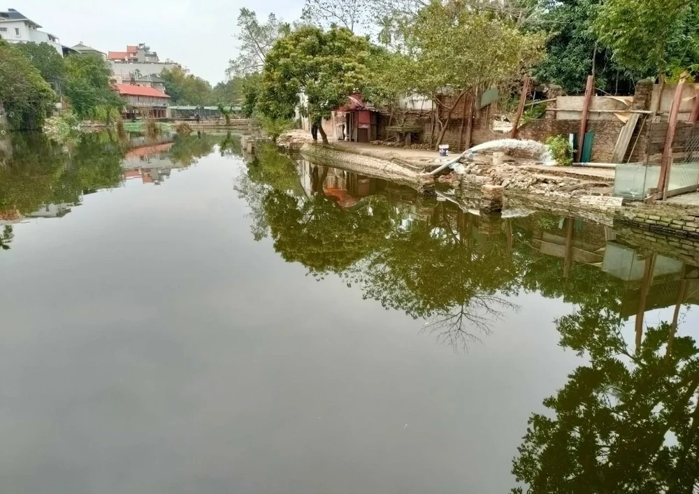 Một góc khu vực hồ Bà Đồ thuộc phường Ngọc Thụy, quận Long Biên, thành phố Hà Nội. (Ảnh: PV/Vietnam+)