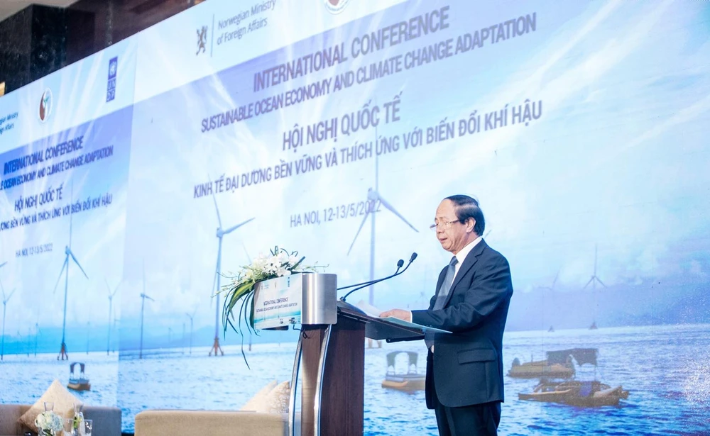 Phó Thủ tướng Lê Văn Thành phát biểu tại Hội nghị quốc tế về kinh tế đại dương bền vững. (Ảnh: PV/Vietnam+)