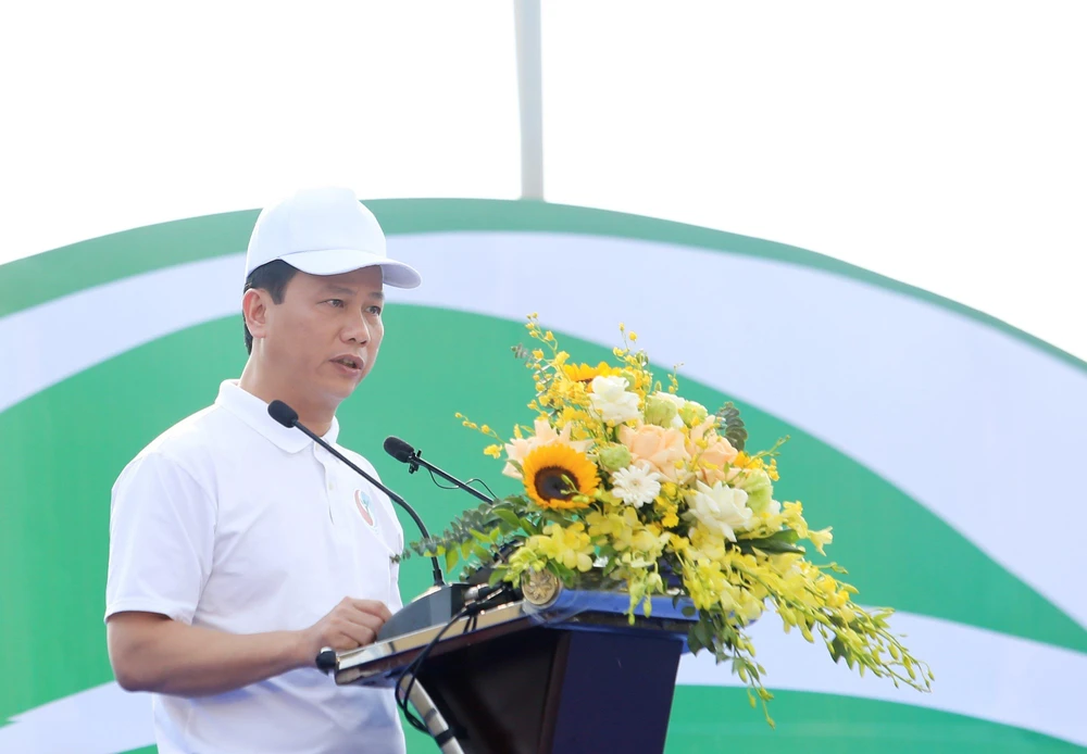 Bộ trưởng Bộ Tài nguyên và Môi trường Đặng Quốc Khánh phát biểu tại lễ phát động. (Ảnh: Hùng Võ/Vietnam+)