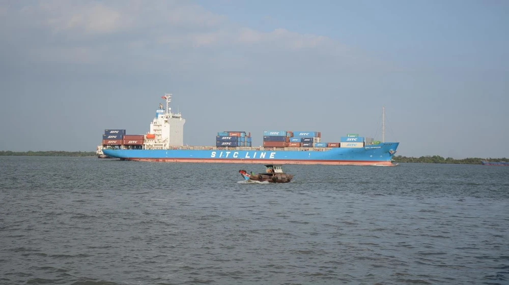 Vinalines và các doanh nghiệp vận tải biển tiếp tục duy trì vị thế chủ đạo trên thị trường vận tải biển nội địa. (Ảnh: Việt Hùng/Vietnam+)