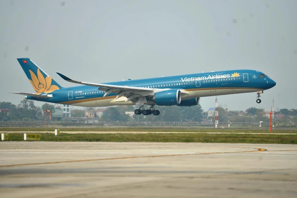 Vietnam Airlines tiếp tục mở thêm các đường bay mới nhằm đáp ứng nhu cầu đi lại trong dịp Hè và sau dịch COVID-19. (Ảnh: Hoàng Anh/Vietnam+)