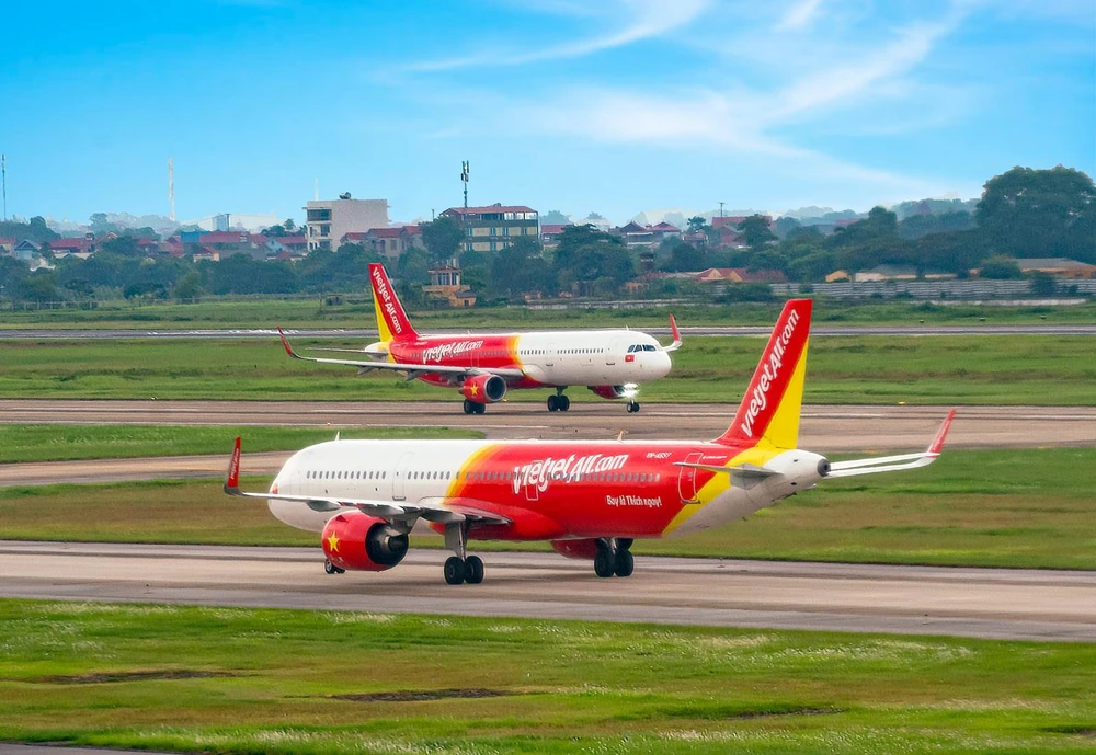 Vietjet bán vé máy bay khuyến mại trong dịp Tết Nguyên đán Tân Sửu 2021. (Ảnh: T.T)