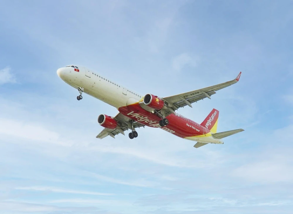 Vietjet Air mở đồng loạt 5 đường bay tới Phú Quốc. (Ảnh: CTV/Vietnam+)