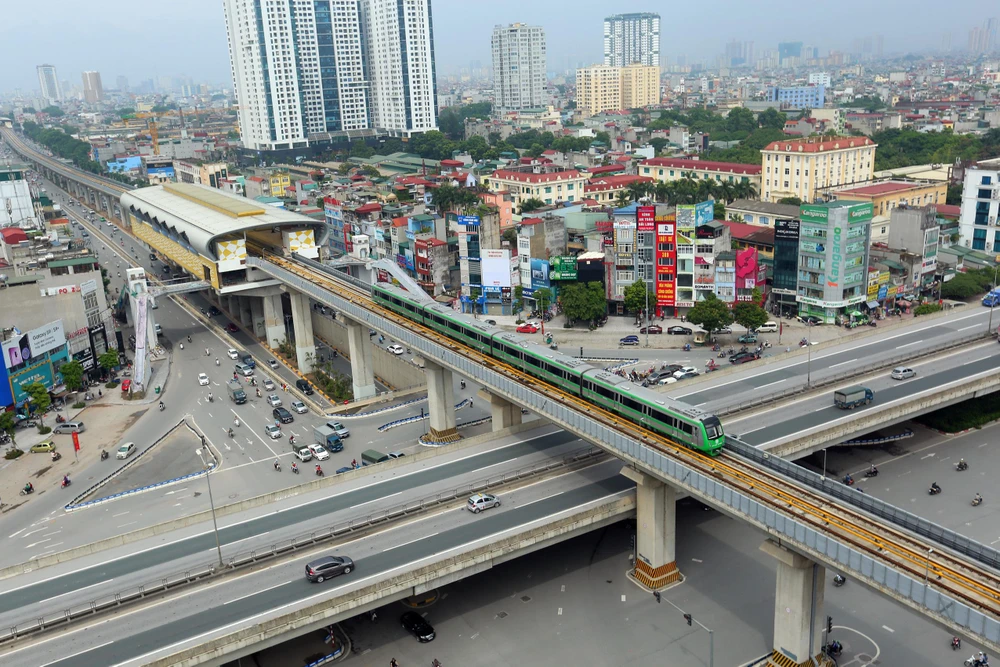 Đoàn tàu đi từ đầu ga Cát Linh đến ga Yên Nghĩa sẽ mất 23 phút với 12 nhà ga. (Ảnh: Huy Hùng/Vietnam+)