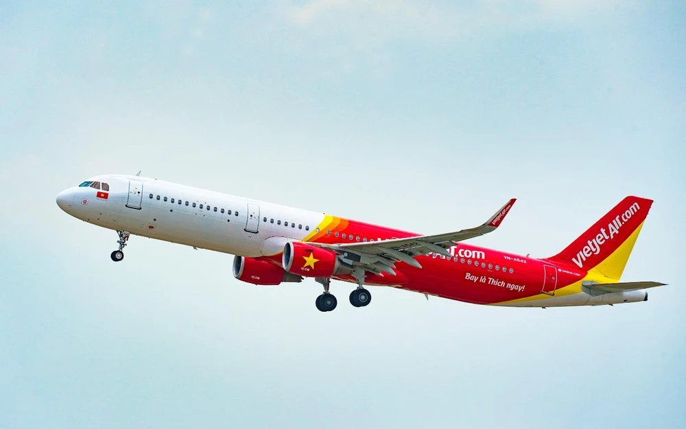 Hãng hàng không Vietjet đạt được kết quả kinh doanh khả quan trong quý 1/2021 nhờ vào việc kinh doanh dịch vụ hàng không. (Ảnh: CTV/Vietnam+)