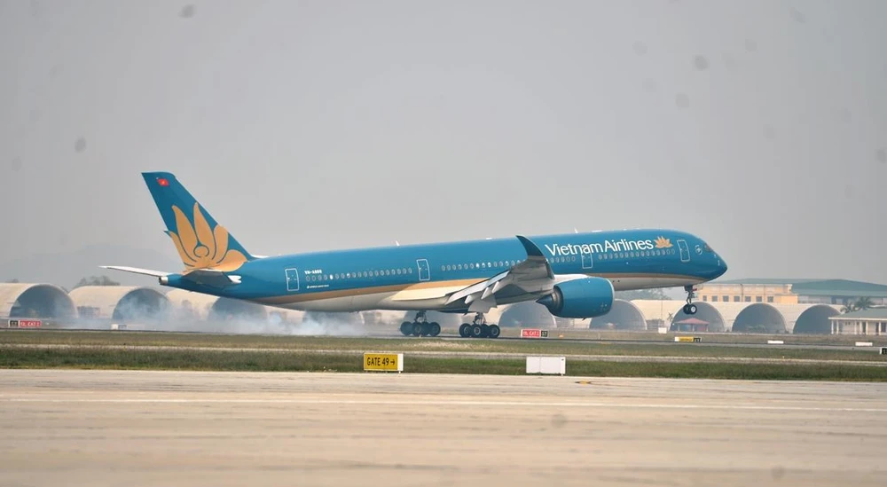 Vietnam Airlines xây dựng đề án tái cơ cấu tổng thể 2021-2025 sau đại dịch trong đó có các giải pháp để có thể tăng thu nhập vốn nhằm thoát âm vốn chủ sở hữu và lỗ lũy kế. (Ảnh: CTV/Vietnam+)