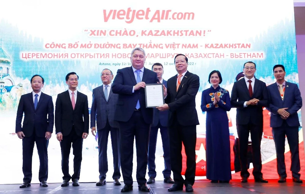 Vietjet vừa công bố sẽ mở đường bay đầu tiên kết nối Almaty (Kazakhstan) với Nha Trang. (Ảnh: CTV/Vietnam+)