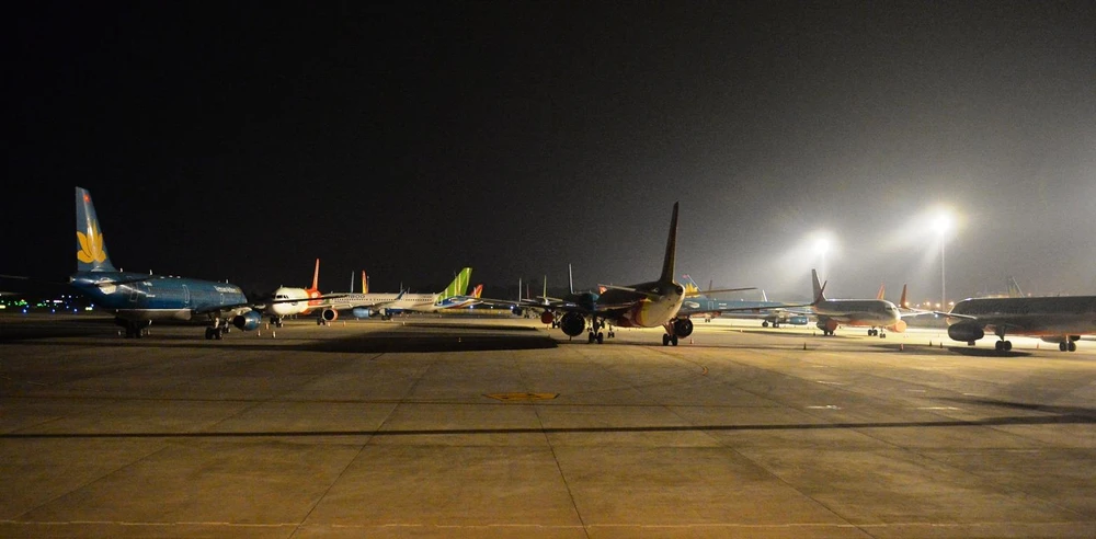 Máy bay của các hãng hàng không tại sân bay Nội Bài. (Ảnh: Việt Hùng/Vietnam+)