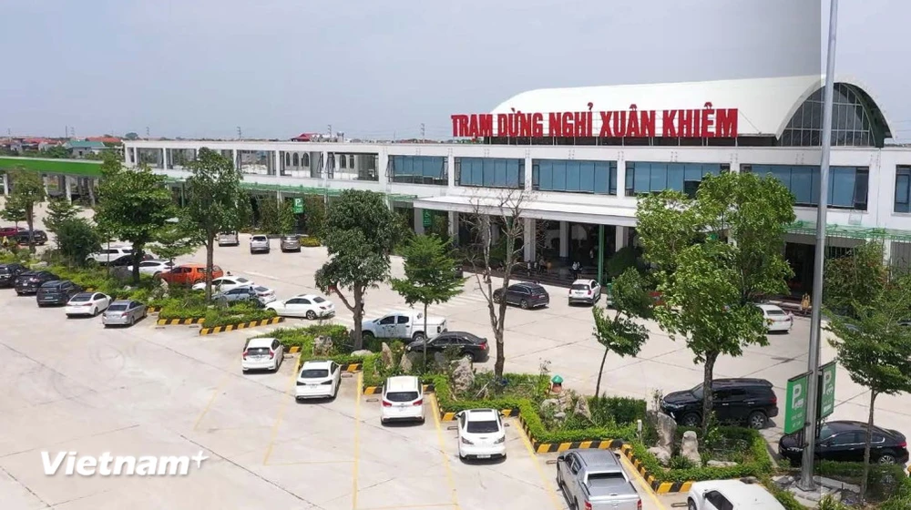 Trạm dừng nghỉ Xuân Khiêm trên tuyến Cao tốc Cao Bồ-Mai Sơn. (Ảnh: PV/Vietnam+)