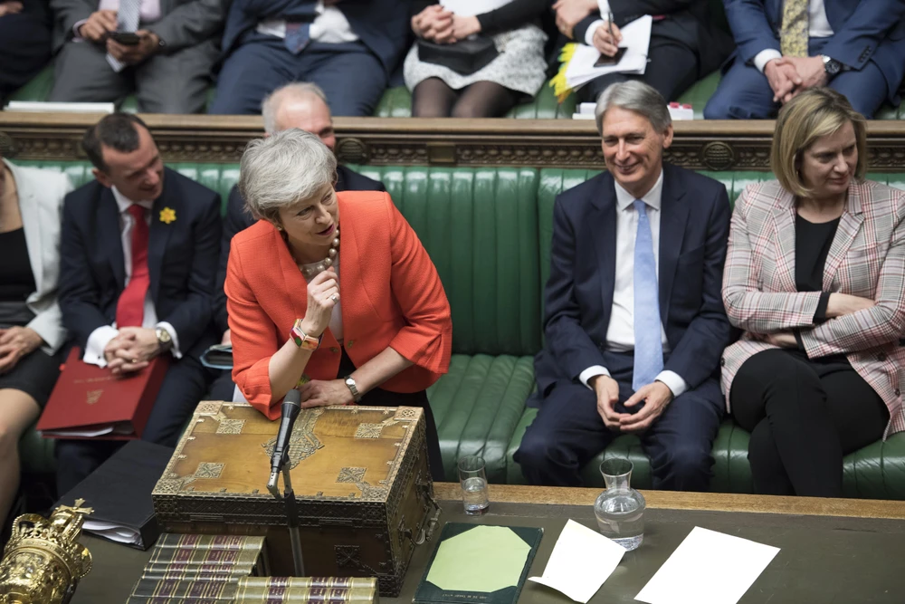 Thủ tướng Anh Theresa May phát biểu tại cuộc họp Hạ viện ở London ngày 27/2/2019. (Ảnh: THX/TTXVN) 