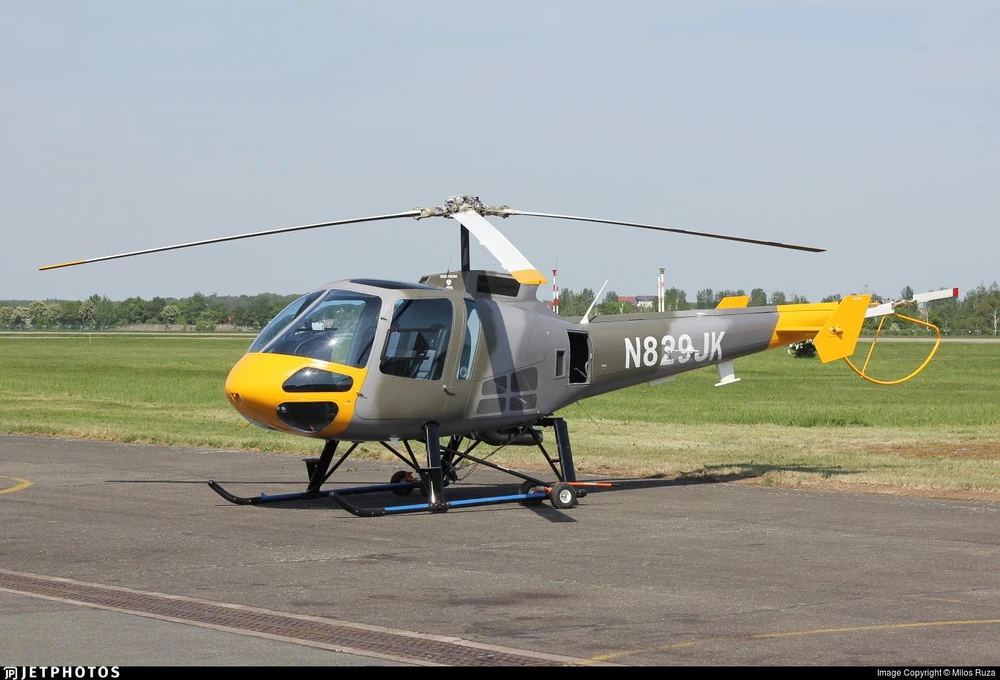 Máy bay trực thăng huấn luyện Enstrom 480 của CH Séc. (Nguồn: jetphotos.com)