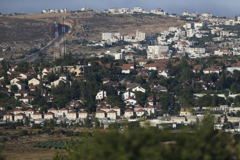 Khu định cư Do Thái Ofra, phía Bắc Ramallah ở Khu Bờ Tây. (Ảnh: AFP/TTXVN)